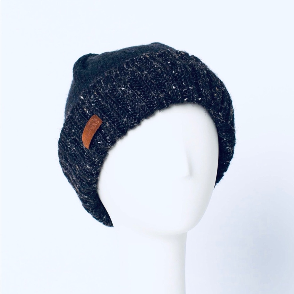 UNISEX ALPINIST WATCH BEANIE NWOT